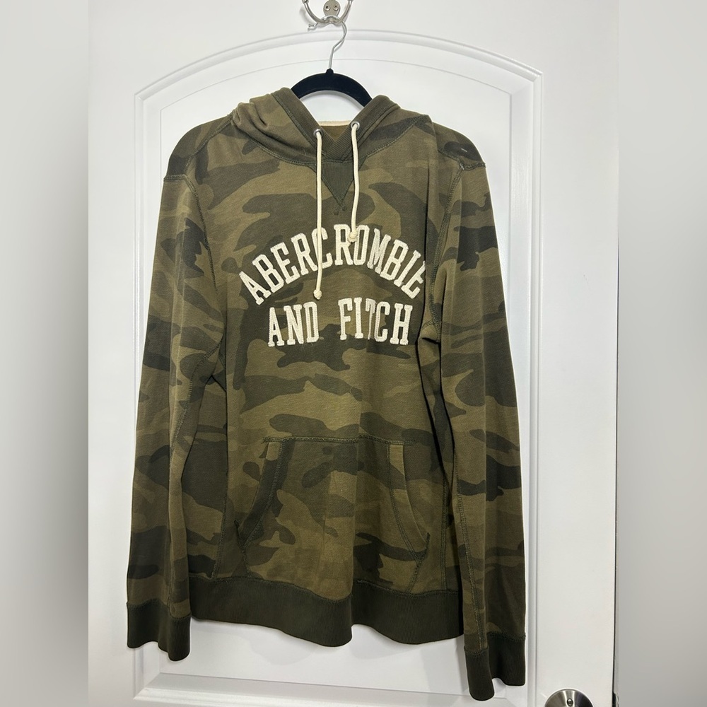 Abercrombie & Fitch Camouflage Green Hoodie size M 90s y2k vintage style fall